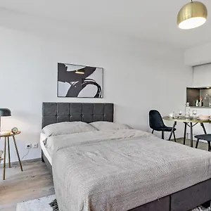 bright-stylish-studio-in-the-heart-of-augsburgs-old-town.com-bavaria.com/
