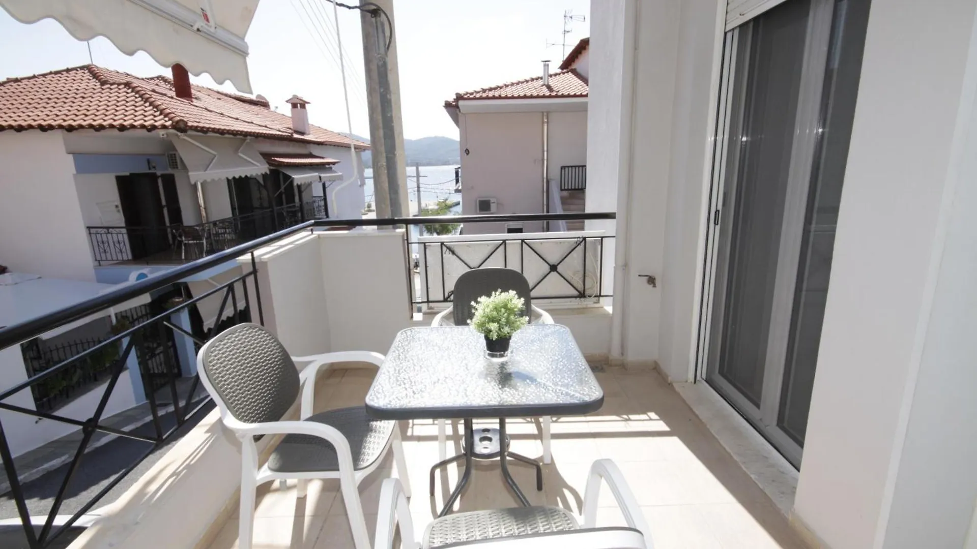 Portodream Studios & Apartments Neos Marmaras